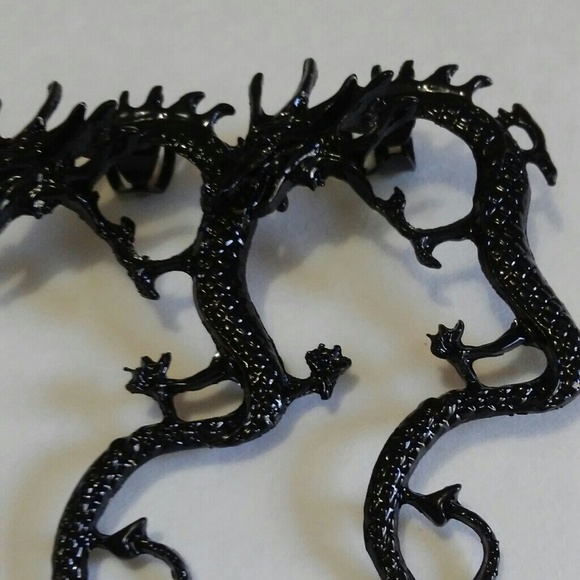 2 Pack - New Flame Gothic Dragon Earring Cuff - Picture 4 of 4